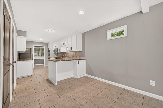 11111 Meadow Rue Street, The Woodlands, TX 77380