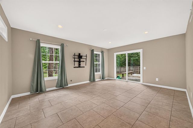 11111 Meadow Rue Street, The Woodlands, TX 77380