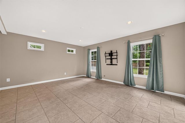 11111 Meadow Rue Street, The Woodlands, TX 77380