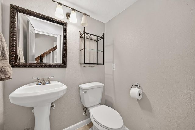 11111 Meadow Rue Street, The Woodlands, TX 77380