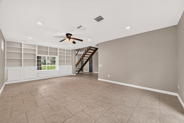 11111 Meadow Rue Street, The Woodlands, TX 77380
