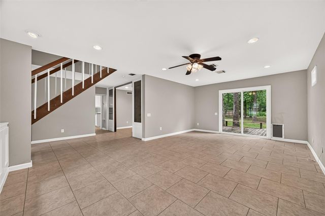 11111 Meadow Rue Street, The Woodlands, TX 77380