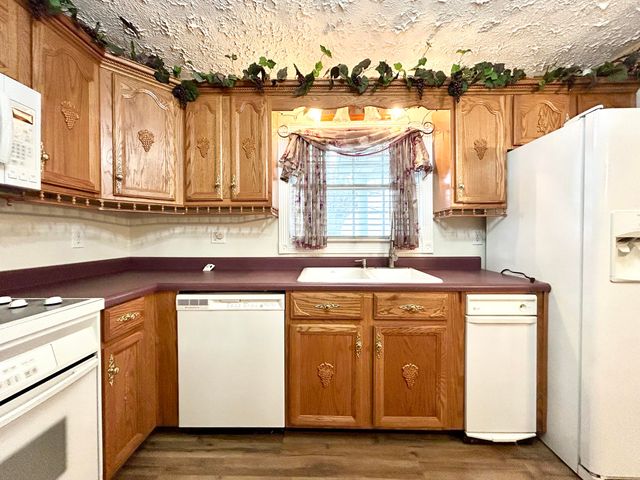 165 E Bourbon Road, Somerset, KY 42501