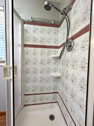 165 E Bourbon Road, Somerset, KY 42501