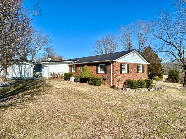 165 E Bourbon Road, Somerset, KY 42501