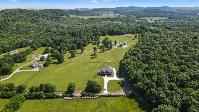 3755 Holmes Gap Rd, Watertown, TN 37184