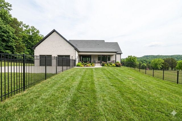 3755 Holmes Gap Rd, Watertown, TN 37184