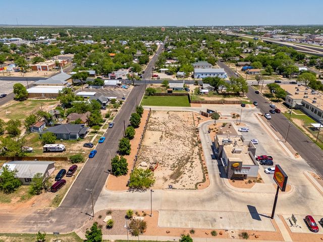 330 W 9th Street, San Angelo, TX 76903