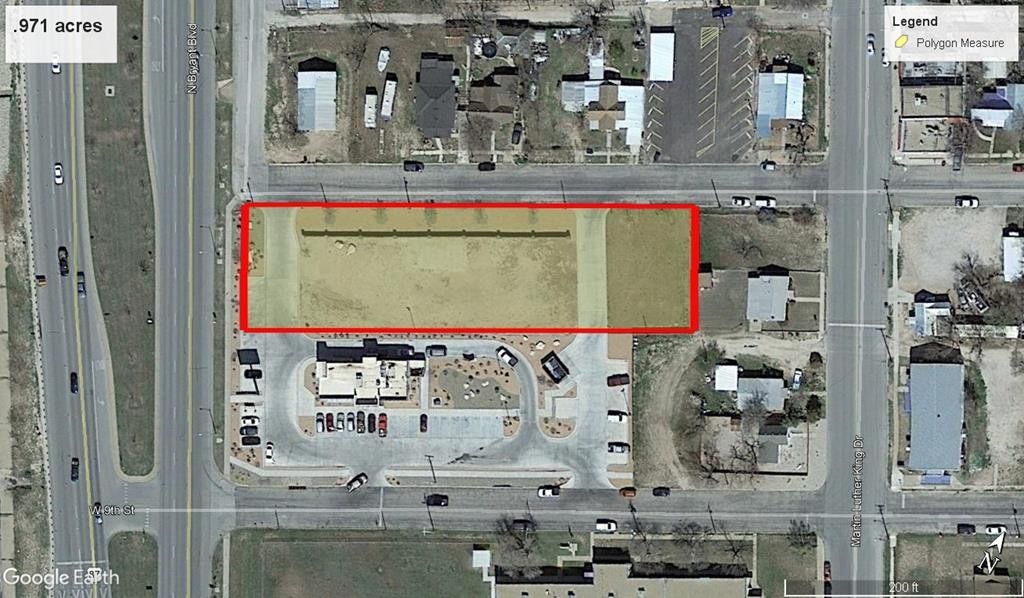 Image 16 of property listing at 330 W 9th Street, San Angelo, TX 76903