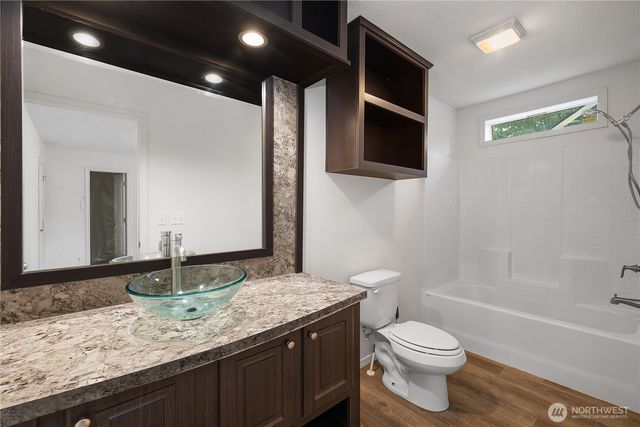 11335 Entree View Drive SW, Olympia, WA 98512