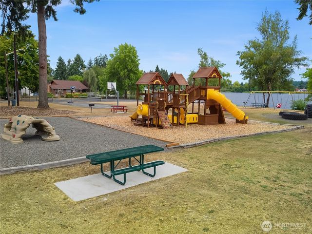 11335 Entree View Drive SW, Olympia, WA 98512