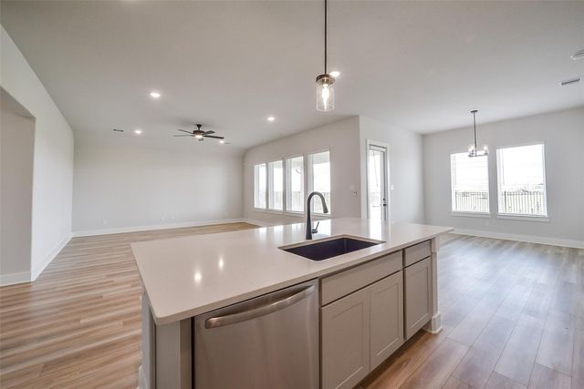 1831 Tioga View Drive, Rosharon, TX 77583