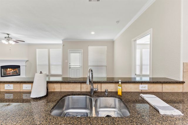 7313 Chapel Mesa Court, Dallas, TX 75249