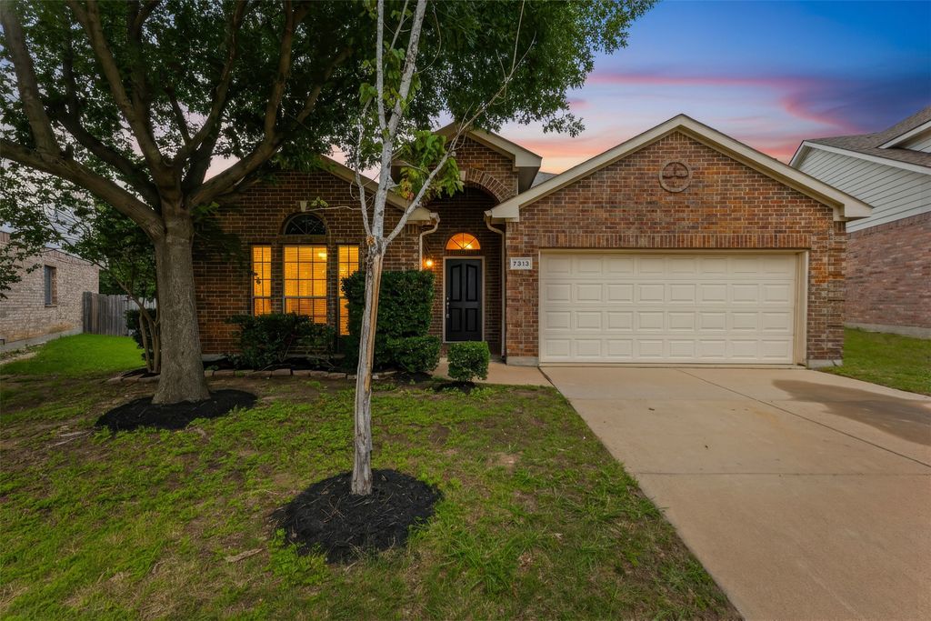 7313 Chapel Mesa Court, Dallas, TX 75249