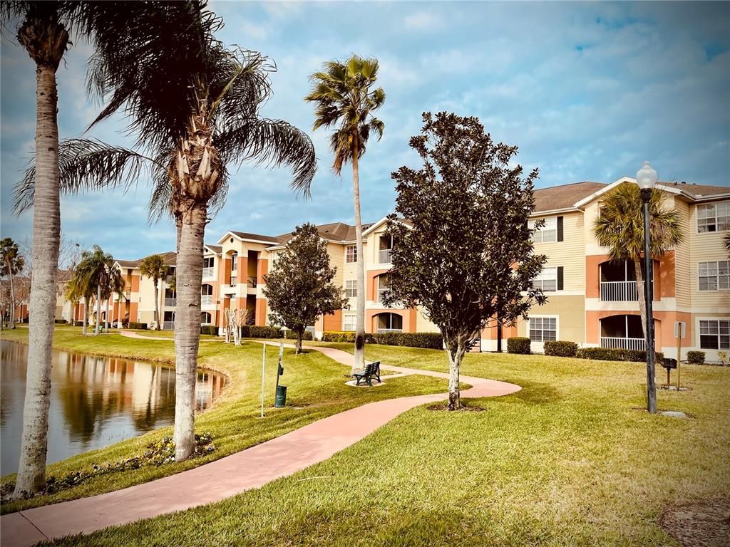 1909 SUMMER CLUB DRIVE 213, Oviedo, FL 32765