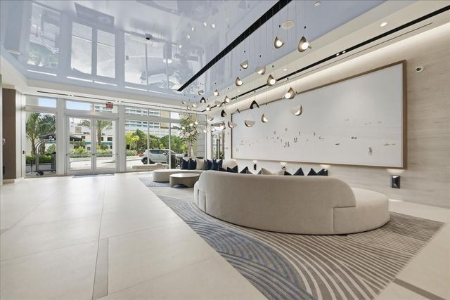 151 N Seabreeze Boulevared 2204-E, Fort Lauderdale, FL 33304