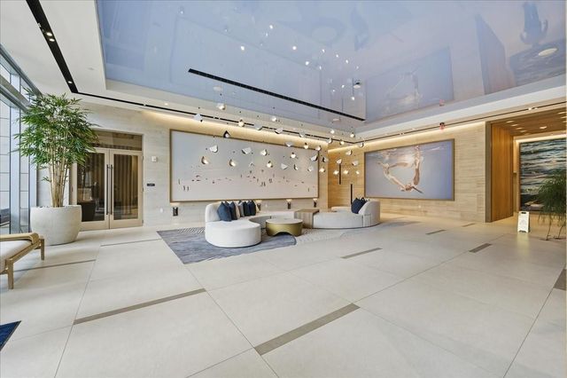 151 N Seabreeze Boulevared 2204-E, Fort Lauderdale, FL 33304