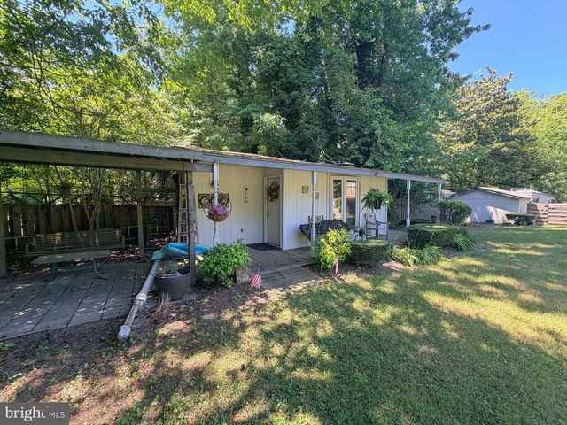 23545 TOWN CREEK DR, Lexington Park, MD 20653