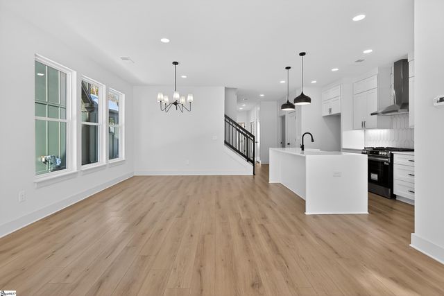 346 Potomac Avenue, Greenville, SC 29605