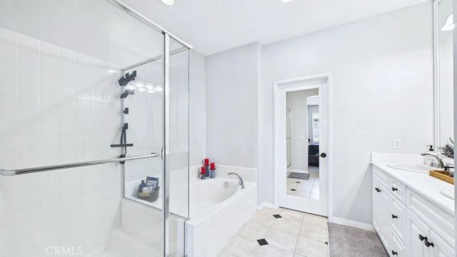 27036 Fairway, Valencia, CA 91381