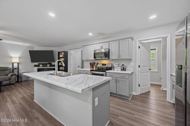 113 Harris Creek Loop Road, Jacksonville, NC 28540