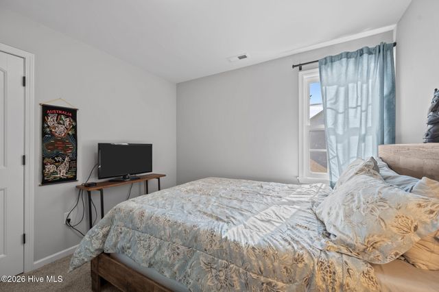 113 Harris Creek Loop Road, Jacksonville, NC 28540