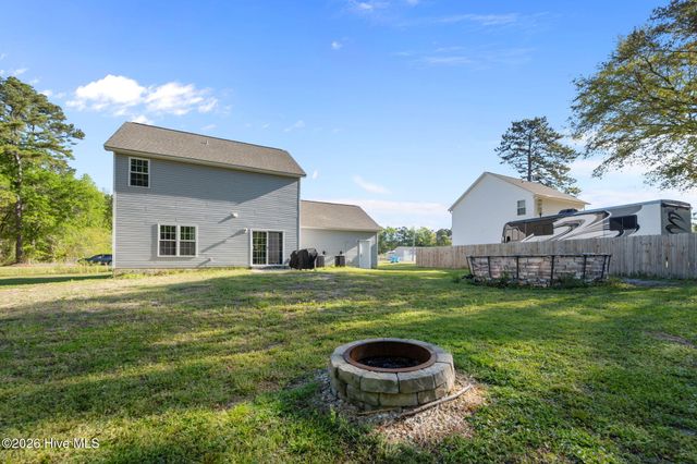 113 Harris Creek Loop Road, Jacksonville, NC 28540