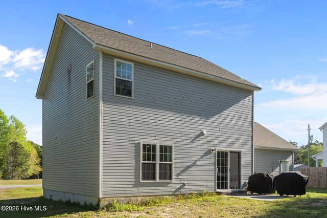 113 Harris Creek Loop Road, Jacksonville, NC 28540