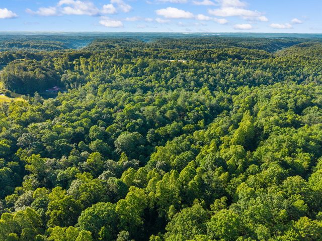 24 Joyful Springs, Beattyville, KY 41311