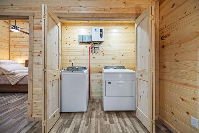 24 Joyful Springs, Beattyville, KY 41311