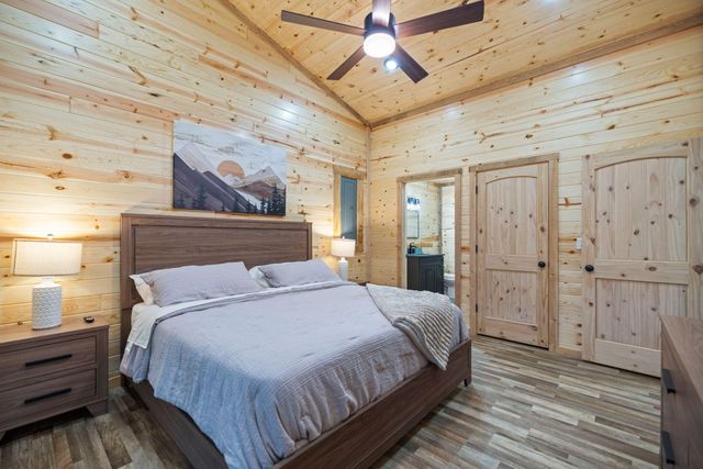 24 Joyful Springs, Beattyville, KY 41311