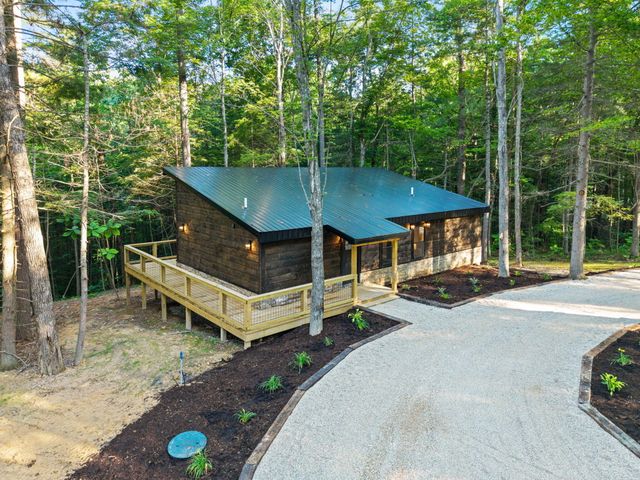 24 Joyful Springs, Beattyville, KY 41311