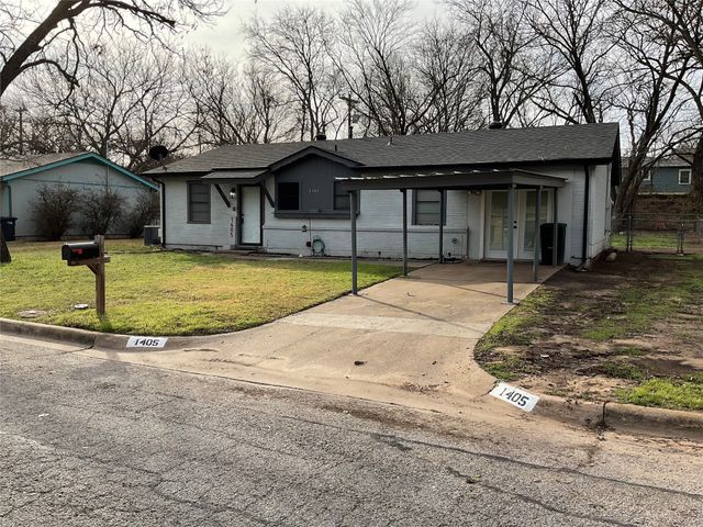 1405 W Ball Street, Weatherford, TX 76086