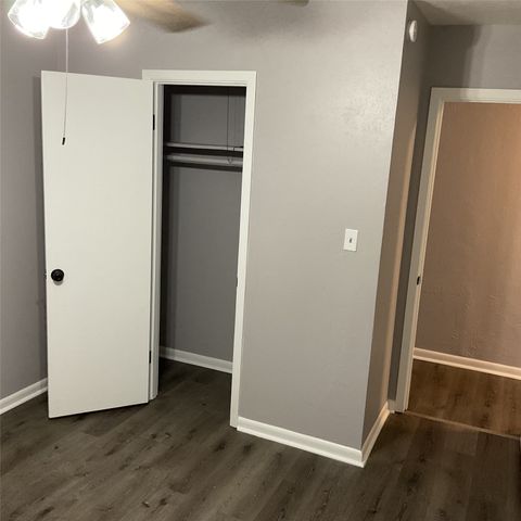 1405 W Ball Street, Weatherford, TX 76086