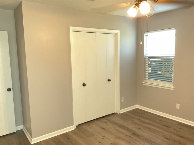 1405 W Ball Street, Weatherford, TX 76086