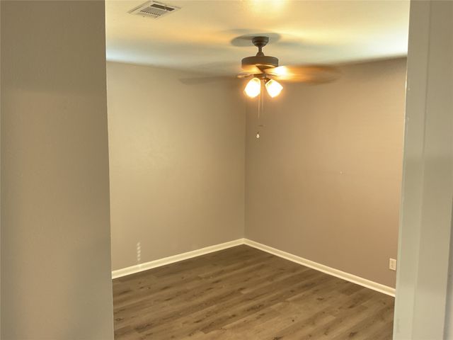 1405 W Ball Street, Weatherford, TX 76086