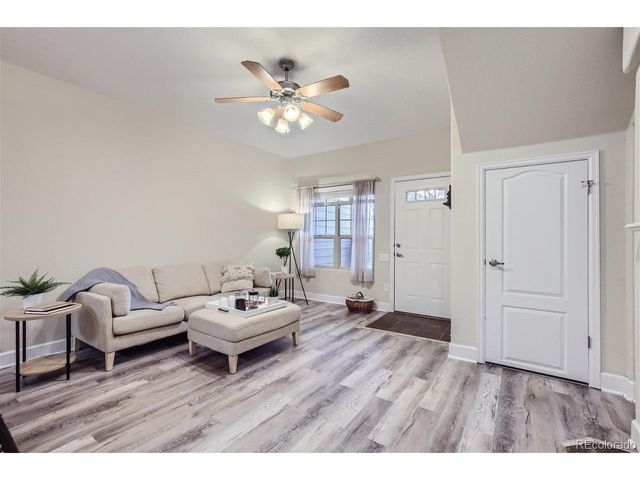 5775 29th St 1502, Greeley, CO 80634