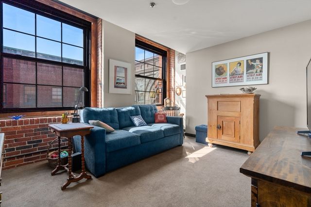 1241-1255 Adams F611, Boston, MA 02124