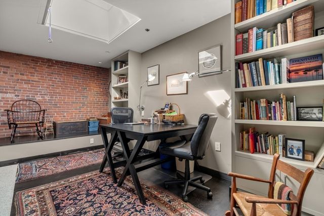 1241-1255 Adams F611, Boston, MA 02124