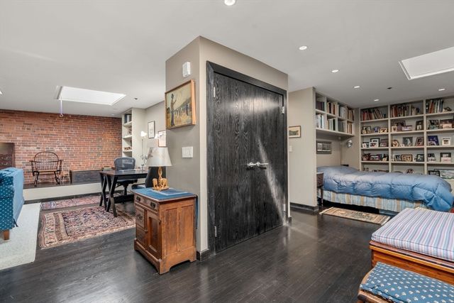 1241-1255 Adams F611, Boston, MA 02124