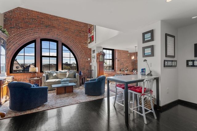 1241-1255 Adams F611, Boston, MA 02124