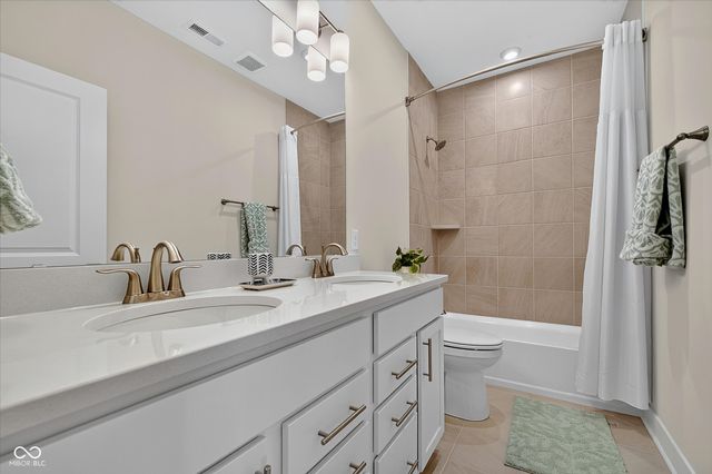 790 Robinson Farm Way, Westfield, IN 46074