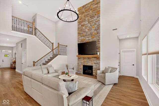 790 Robinson Farm Way, Westfield, IN 46074