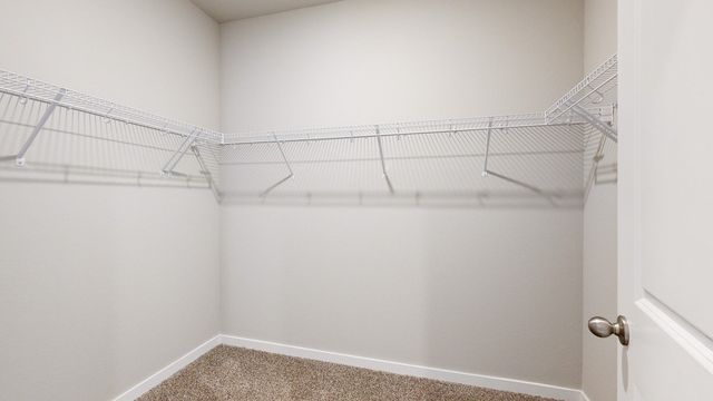 1050 Hillside Place, Polk City, IA 50226