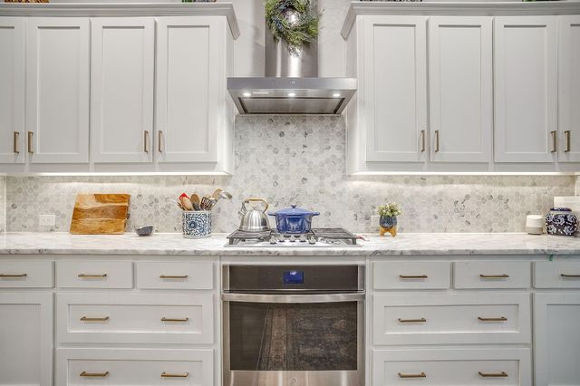 4913 Hidden Grove Drive, Fort Worth, TX 76114