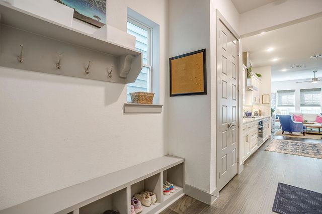 4913 Hidden Grove Drive, Fort Worth, TX 76114