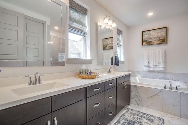 4913 Hidden Grove Drive, Fort Worth, TX 76114