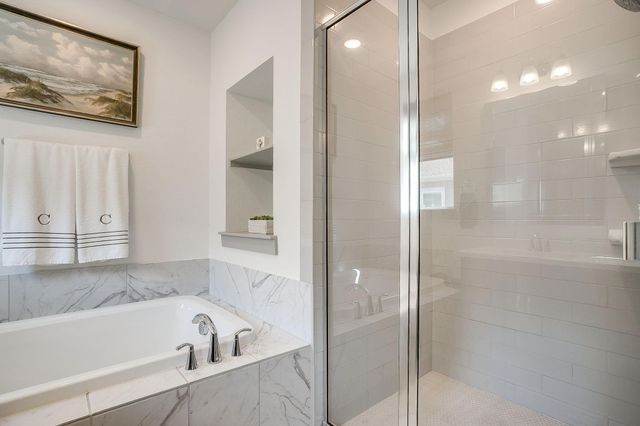 4913 Hidden Grove Drive, Fort Worth, TX 76114