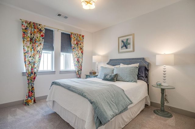 4913 Hidden Grove Drive, Fort Worth, TX 76114