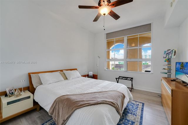 3001 NE 185th St 612, Aventura, FL 33180